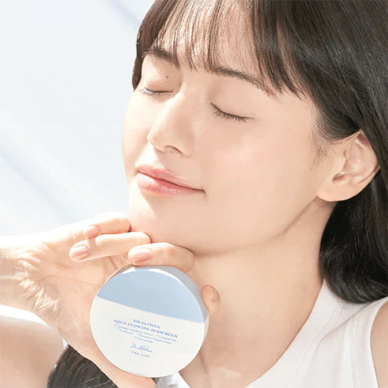 AQUA GLOWING SUNSCREEN