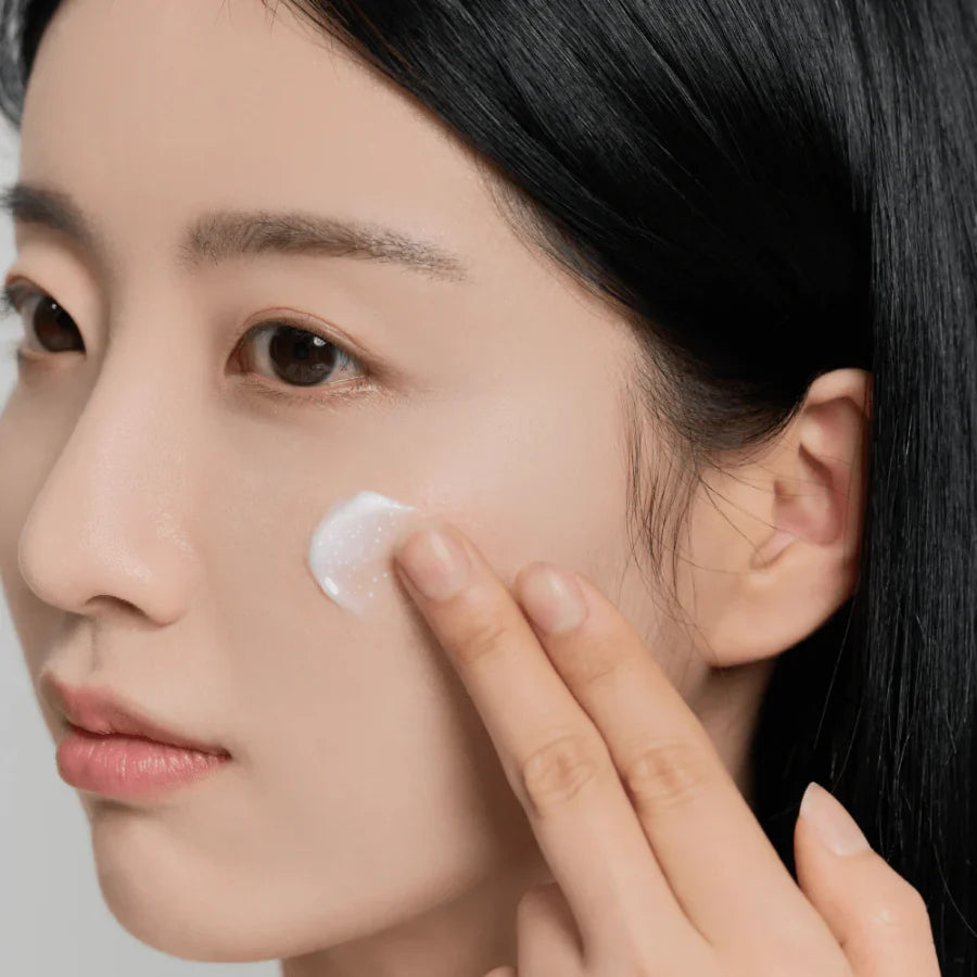 MADAGASCAR CENTELLA TONE BRIGHTENING CAPSULE CREAM
