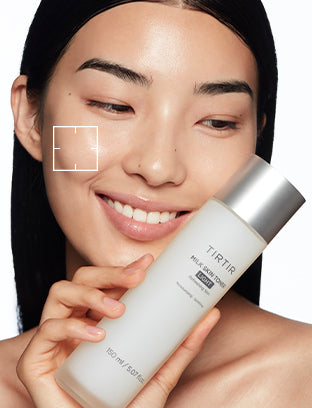 MILK SKIN TONER LIGHT