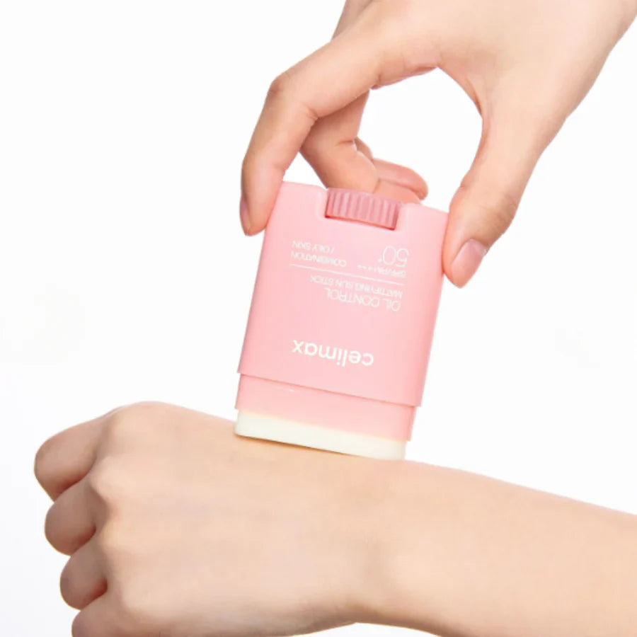 OIL CONTROL MATTIFYING SUN STICK
