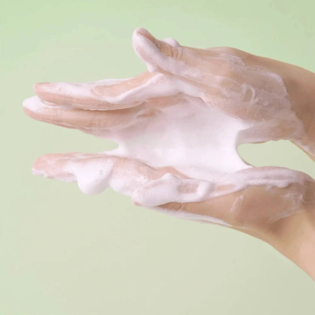 MADAGASCAR CENTELLA TEA-TRICA BHA FOAM